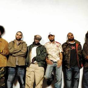 Concert Review: Roots’ Musical Journey Is Sometimes Thrilling,&nbsp;Bumpy