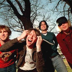 Review: Vines, Walkmen Lay Claim To Garage-Rock&nbsp;Crown